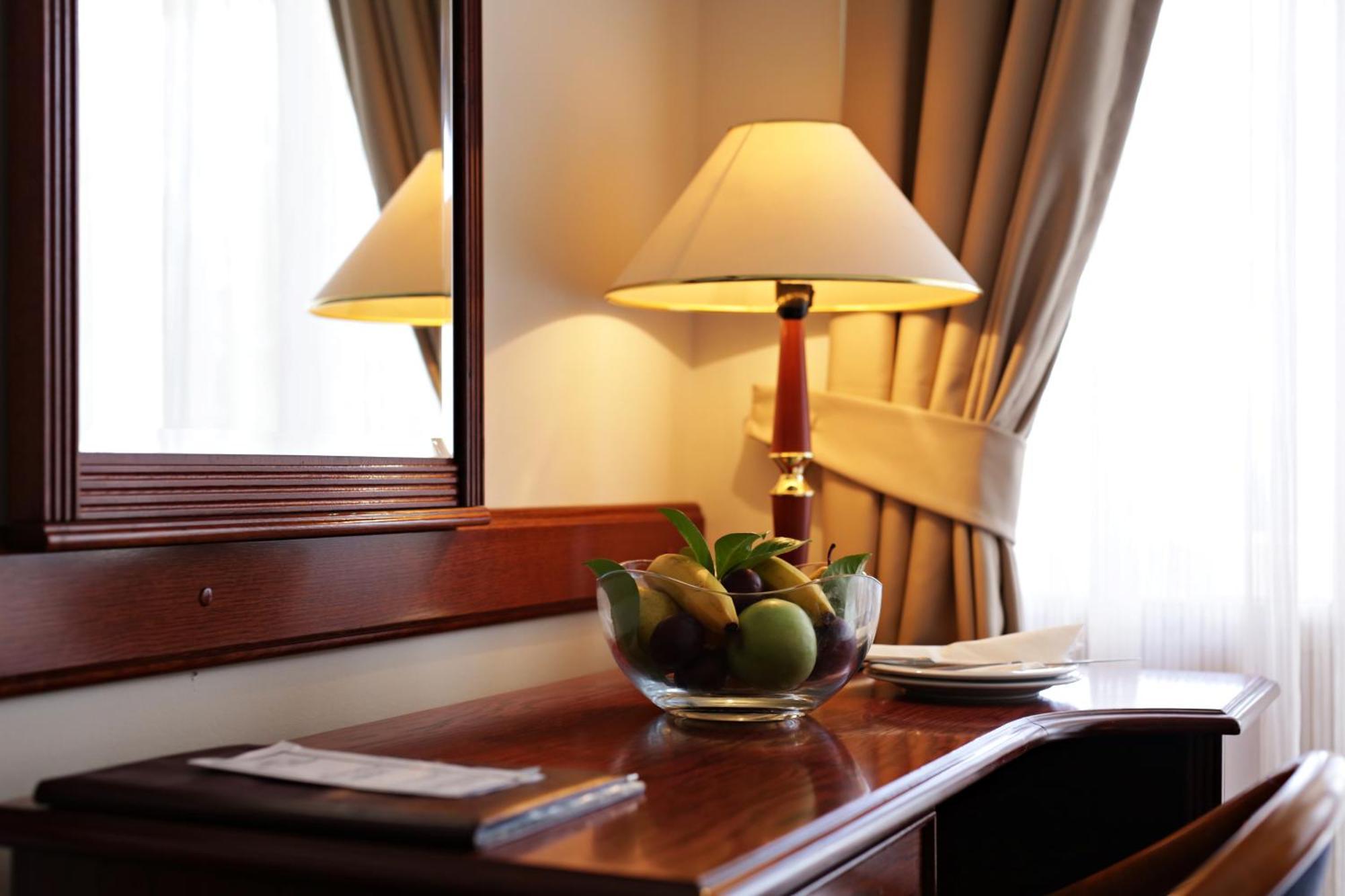 Metropol - Metropol Hotel